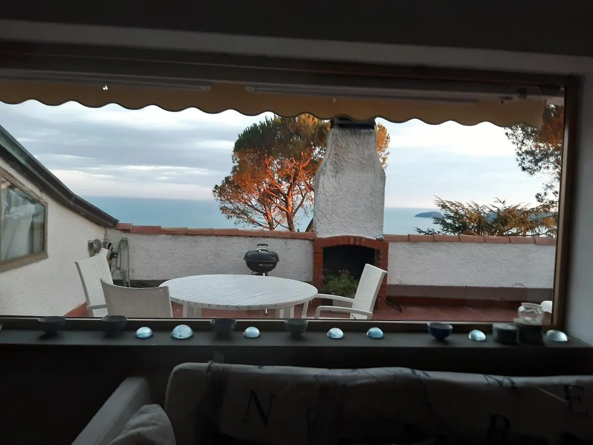 Il Mare Nel Bosco Appartamento Con Terrazza Nella Natura, Vista Mare, Lerici E Isole Italy
