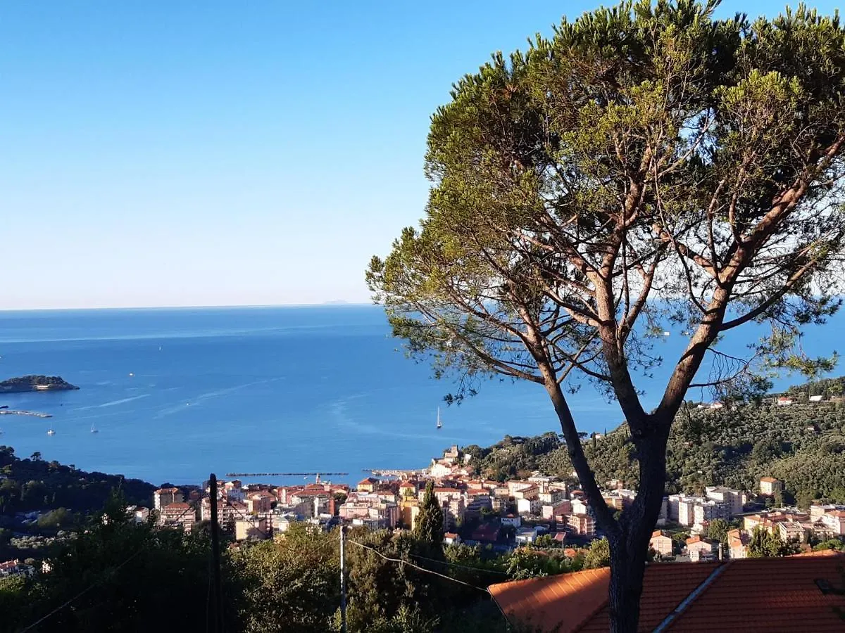 Il Mare Nel Bosco Appartamento Con Terrazza Nella Natura, Vista Mare, Lerici E Isole Italy