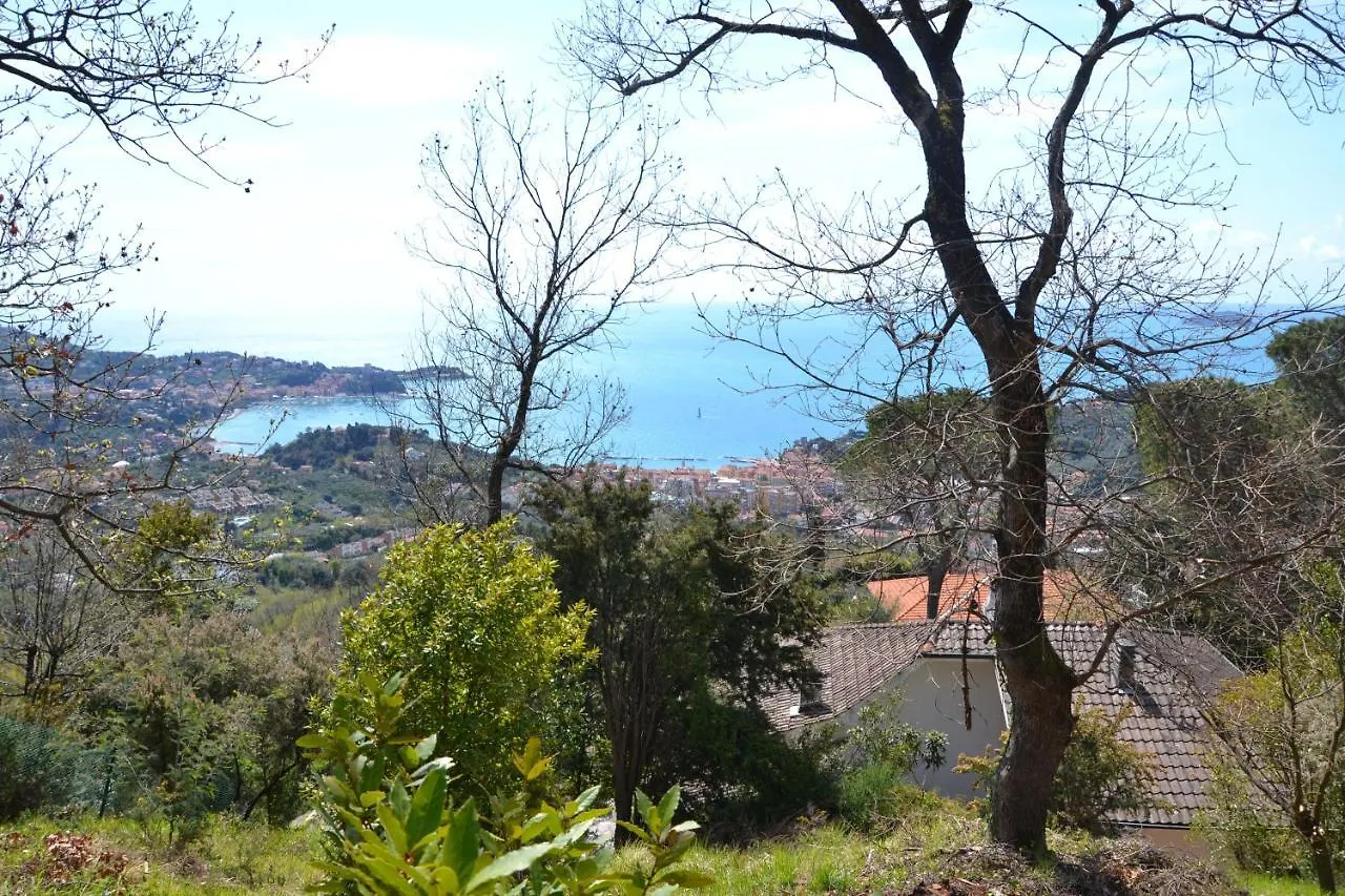 Holiday home Il Mare Nel Bosco Appartamento Con Terrazza Nella Natura, Vista Mare, Lerici E Isole