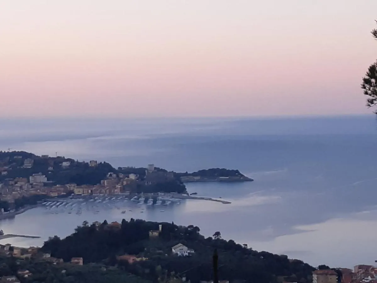 Il Mare Nel Bosco Appartamento Con Terrazza Nella Natura, Vista Mare, Lerici E Isole Italy